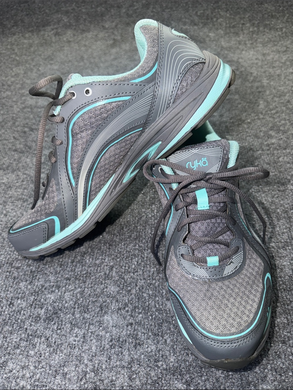 Ryka Women's Sky Walk Walking Shoes in Frost Grey/Aqua Sky/Iron Grey colorway